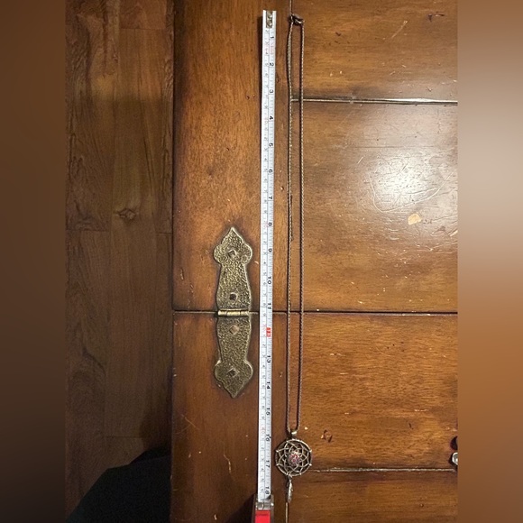 Red dream catcher necklace & earrings. 17 in length necklace - Picture 7 of 9